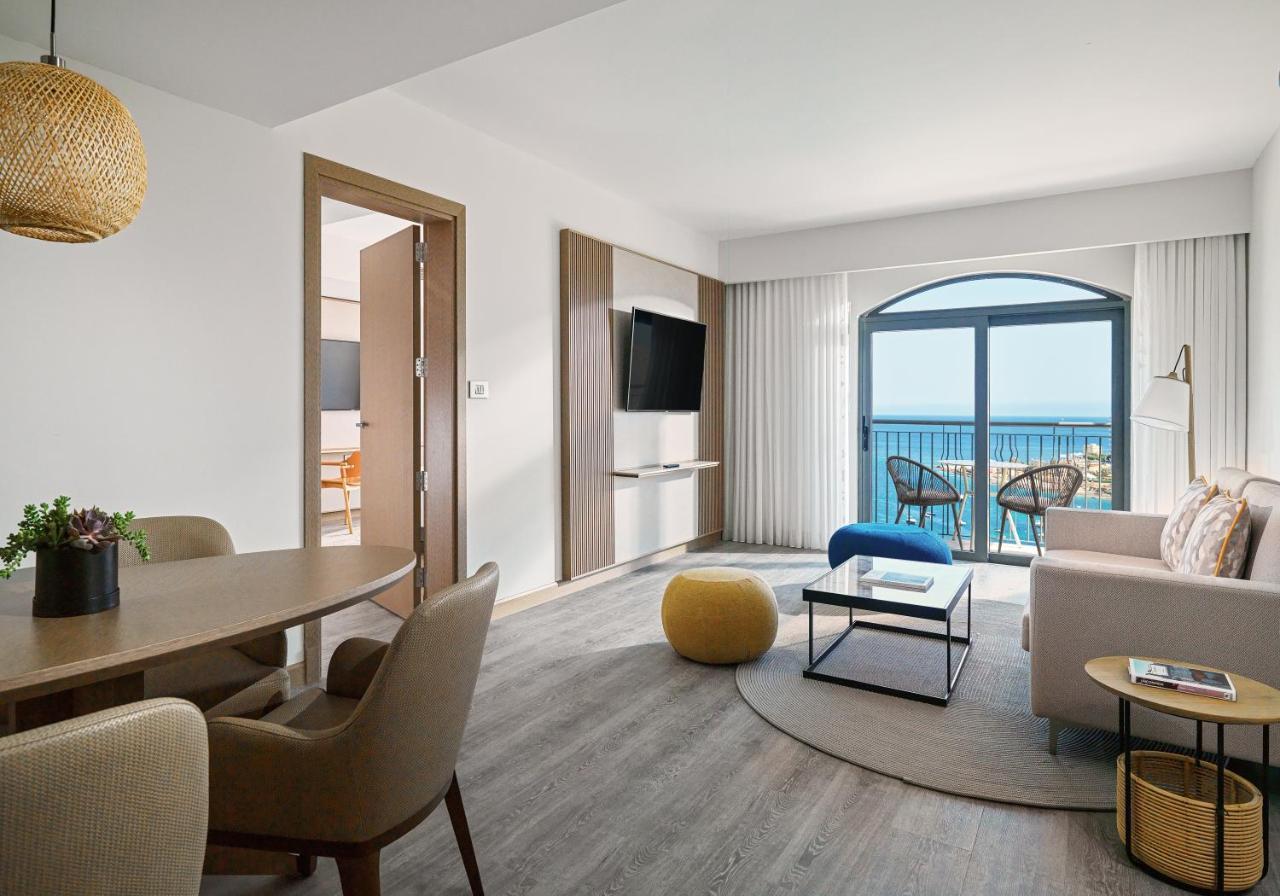 몰타 메리어트 호텔 앤 스파 Saint Julian's 외부 사진 Suite at the Hilton Tel Aviv